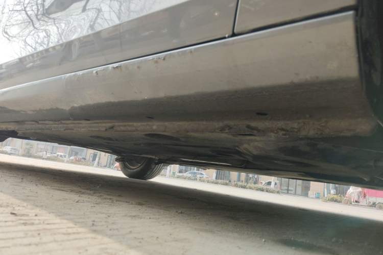 Used Ford Escort 2015 1.5L Manual Comfort Model Chassis Front Right