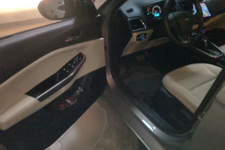 Used Ford Escort 2015 1.5L Automatic Comfort Edition Driver Seat