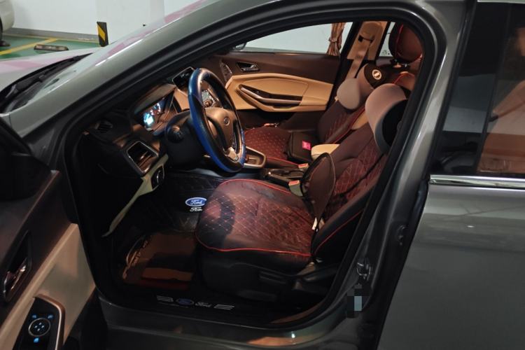Used Ford Escort 2015 1.5L Automatic Comfort Edition Driver Seat