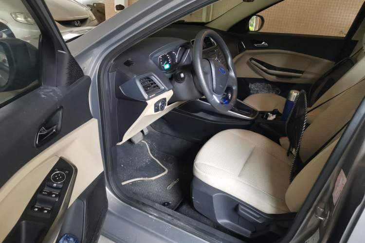 Used Ford Escort 2015 1.5L Automatic Comfort Edition Driver Seat