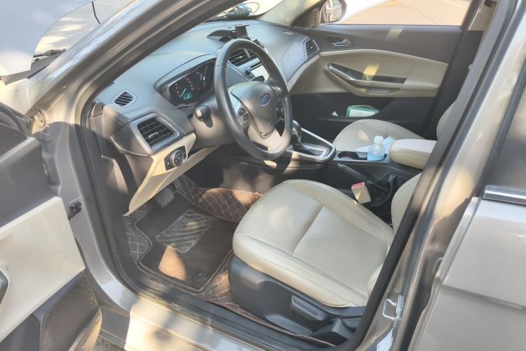 Used Ford Escort 2015 1.5L Automatic Fashion Model Driver Seat