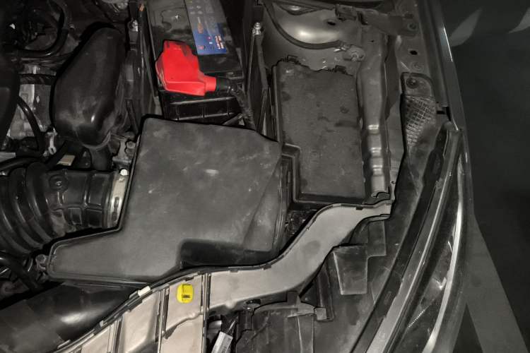 Used Ford Escort 2015 1.5L Automatic Comfort Edition Engine Bay Left