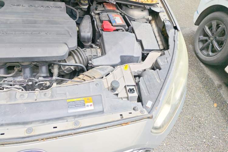 Used Ford Escort 2015 1.5L Automatic Fashion Model Engine Bay Left
