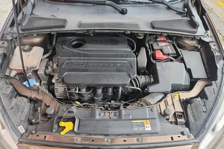 Used Ford Escort 2015 1.5L Automatic Comfort Edition Engine Bay