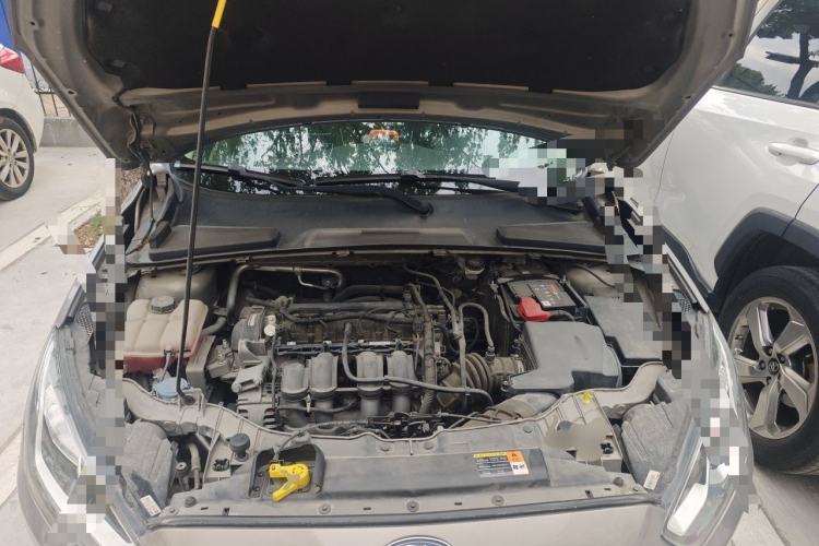 Used Ford Escort 2015 1.5L Manual Comfort Model Engine Bay
