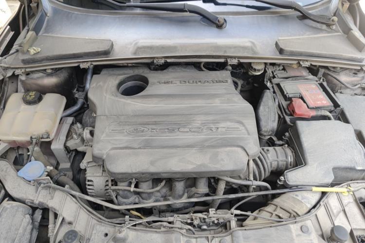 Used Ford Escort 2015 1.5L Automatic Comfort Edition Engine Bay