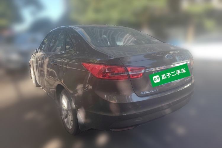 Used Ford Escort 2015 1.5L Automatic Fashion Model Exterior 3