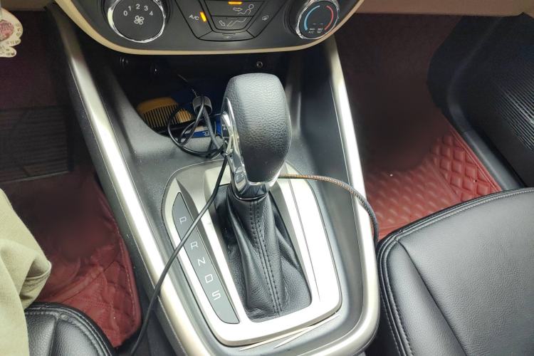 Used Ford Escort 2015 1.5L Automatic Comfort Edition Gear Lever