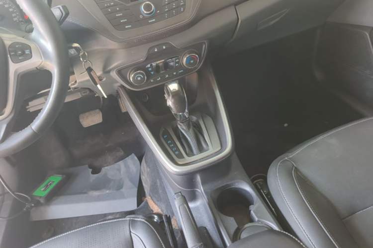 Used Ford Escort 2015 1.5L Automatic Fashion Model Gear Lever