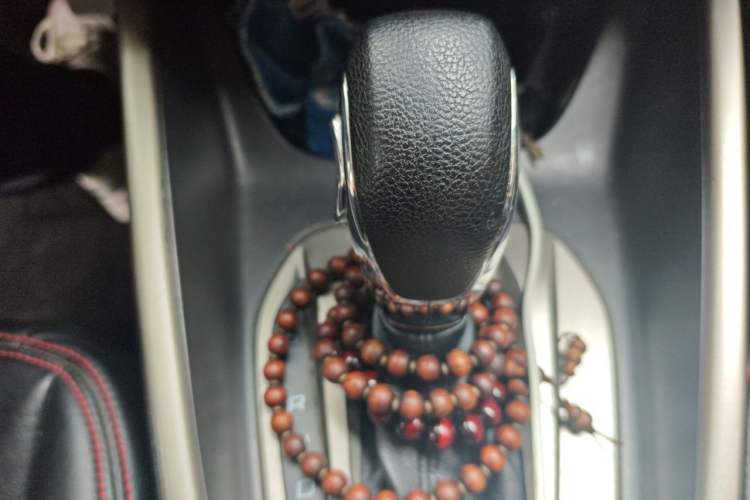 Used Ford Escort 2015 1.5L Automatic Comfort Edition Gear Lever