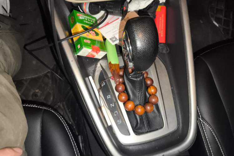 Used Ford Escort 2015 1.5L Automatic Comfort Edition Gear Lever