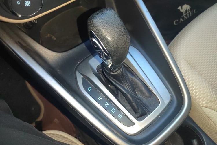 Used Ford Escort 2015 1.5L Automatic Comfort Edition Gear Lever