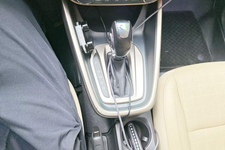 Used Ford Escort 2015 1.5L Automatic Fashion Model Gear Lever