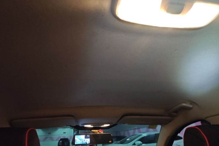 Used Ford Escort 2015 1.5L Automatic Comfort Edition Headliner