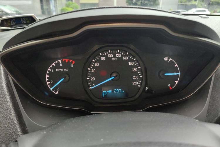 Used Ford Escort 2015 1.5L Automatic Comfort Edition Instrument Cluster