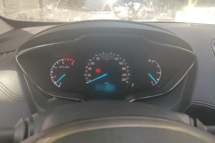 Used Ford Escort 2015 1.5L Automatic Fashion Model Instrument Cluster