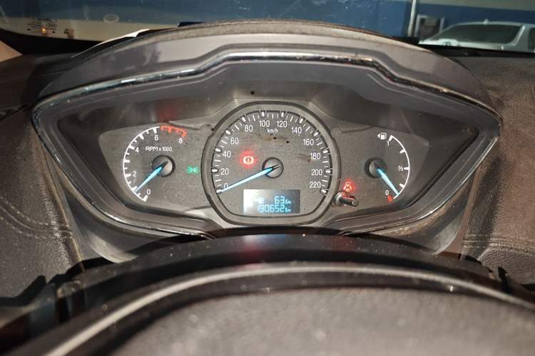 Used Ford Escort 2015 1.5L Automatic Fashion Model Instrument Cluster