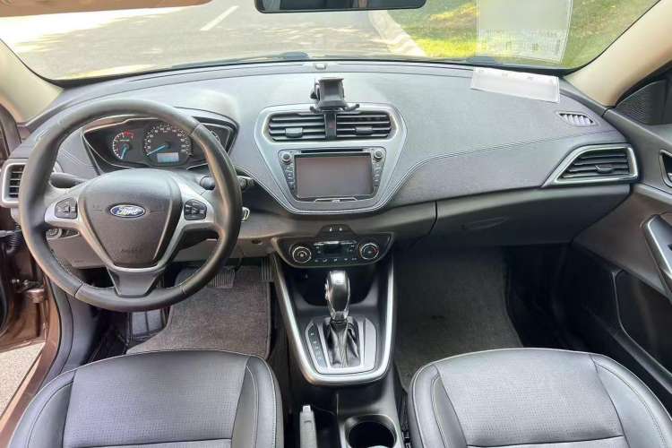 Used Ford Escort 2015 1.5L Automatic Fashion Model Interior 1