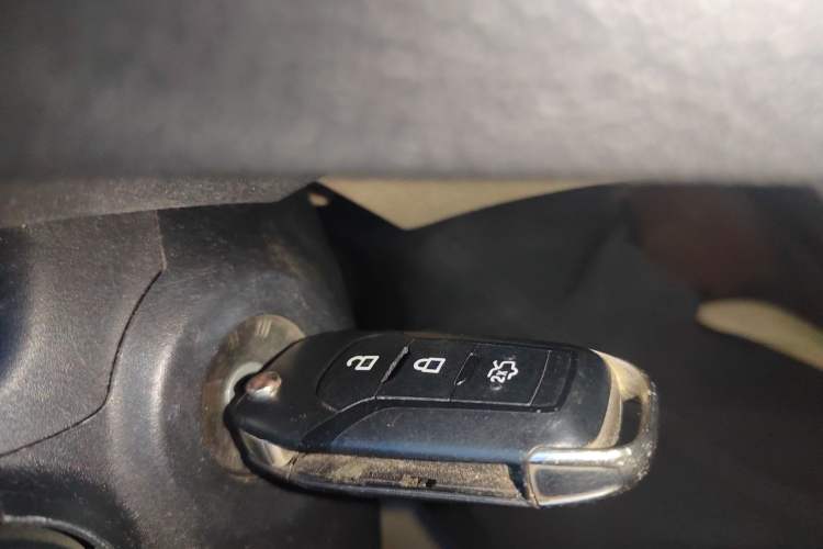 Used Ford Escort 2015 1.5L Automatic Comfort Edition Interior 1