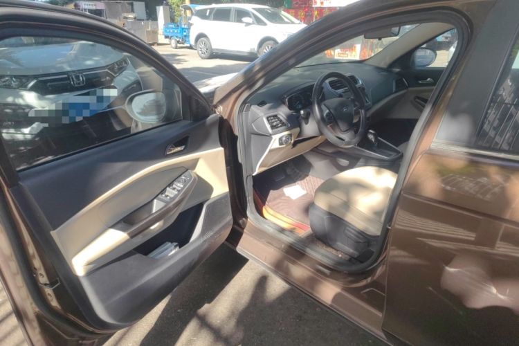Used Ford Escort 2015 1.5L Automatic Fashion Model Interior 3