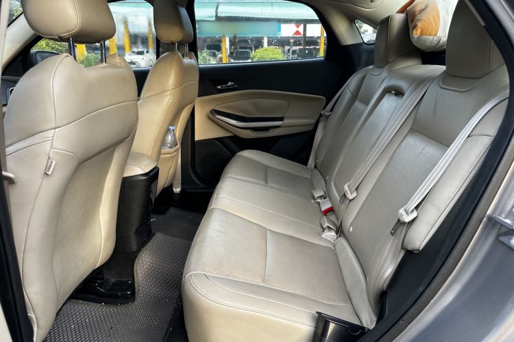 Used Ford Escort 2015 1.5L Automatic Fashion Model Interior 4