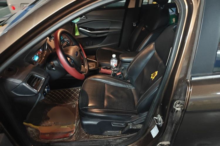 Used Ford Escort 2015 1.5L Automatic Fashion Model Left Front Seat