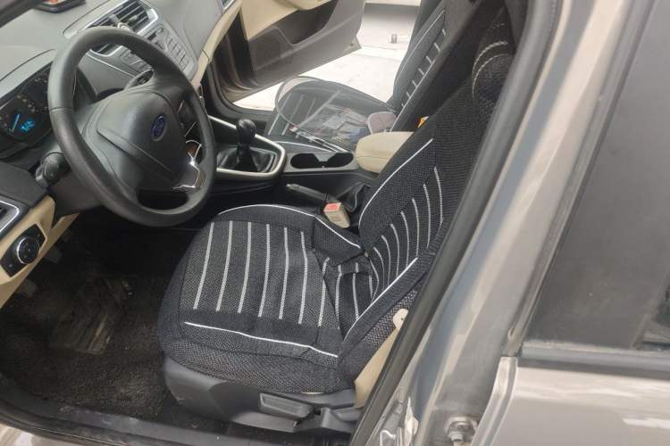 Used Ford Escort 2015 1.5L Manual Comfort Model Left Front Seat