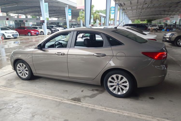 Used Ford Escort 2015 1.5L Manual Fashion Edition Left Side