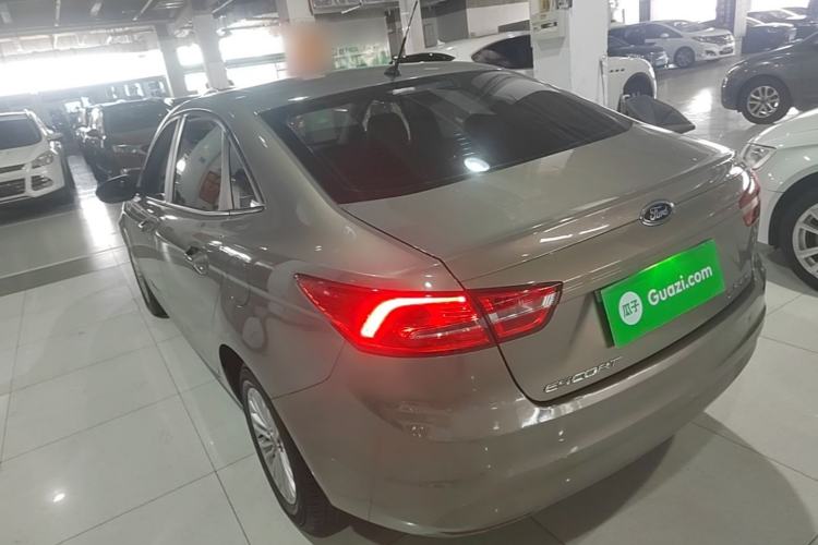 Used Ford Escort 2015 1.5L Automatic Comfort Edition Rear Left 45 Deg