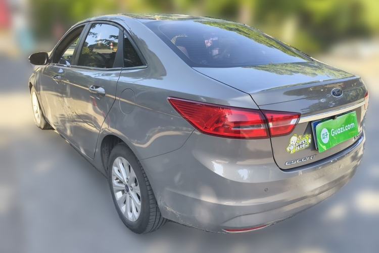 Used Ford Escort 2015 1.5L Automatic Fashion Model Rear Left 45 Deg