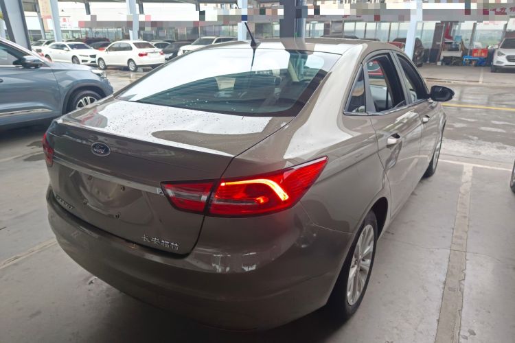 Used Ford Escort 2015 1.5L Manual Fashion Edition Rear Right 45 Deg