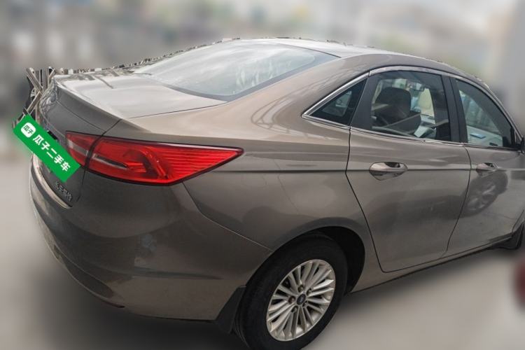Used Ford Escort 2015 1.5L Automatic Comfort Edition Rear Right 45 Deg