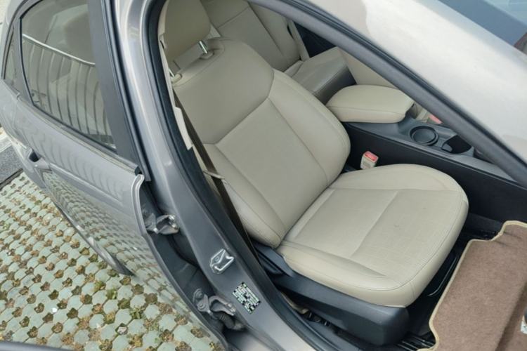 Used Ford Escort 2015 1.5L Automatic Fashion Model Right Front Seat