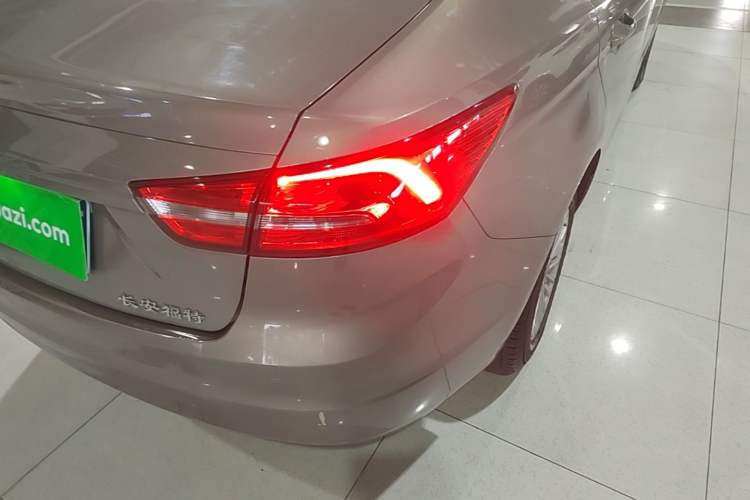 Used Ford Escort 2015 1.5L Automatic Comfort Edition Right Rear Taillight