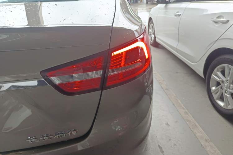Used Ford Escort 2015 1.5L Manual Fashion Edition Right Rear Taillight