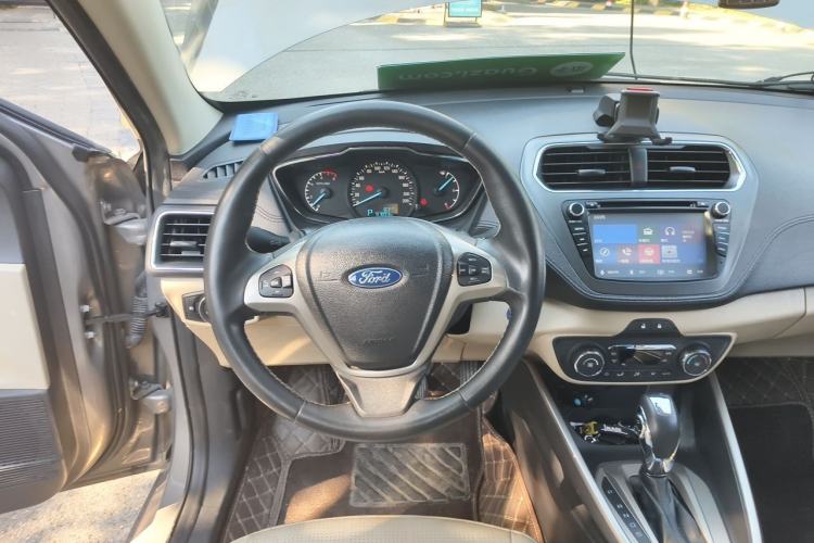 Used Ford Escort 2015 1.5L Automatic Fashion Model Steering Wheel