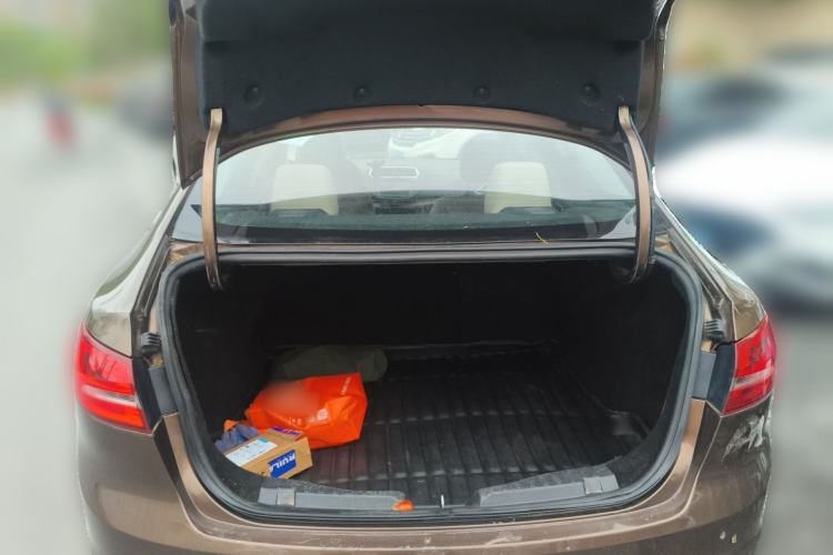 Used Ford Escort 2015 1.5L Manual Comfort Model Trunk