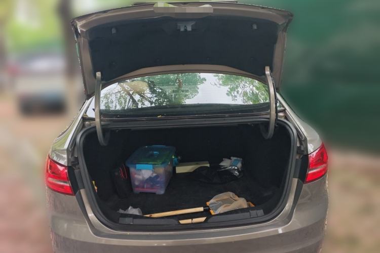 Used Ford Escort 2015 1.5L Automatic Comfort Edition Trunk