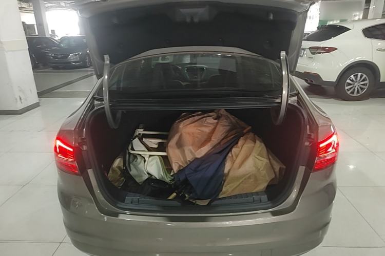 Used Ford Escort 2015 1.5L Automatic Comfort Edition Trunk