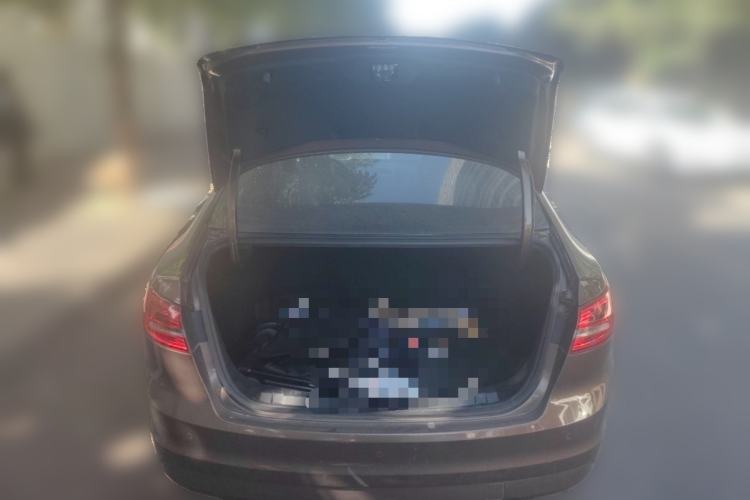 Used Ford Escort 2015 1.5L Automatic Fashion Model Trunk