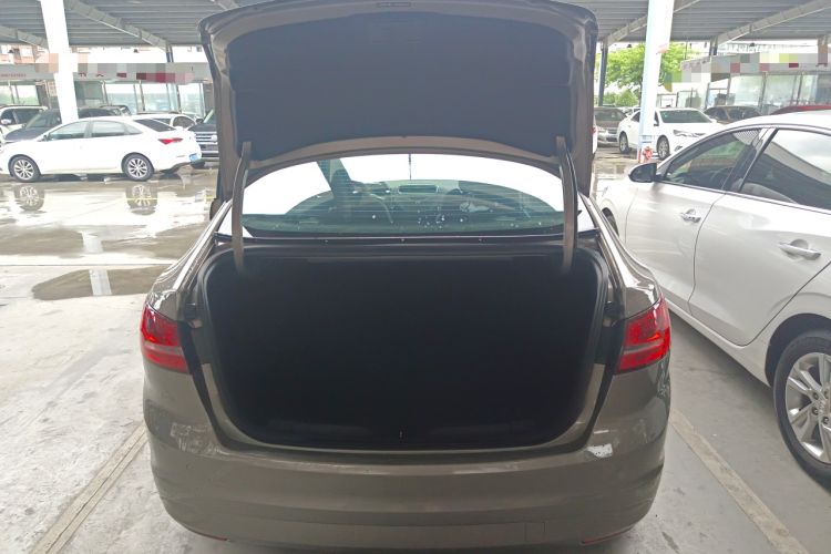 Used Ford Escort 2015 1.5L Manual Fashion Edition Trunk