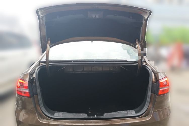 Used Ford Escort 2015 1.5L Automatic Comfort Edition Trunk