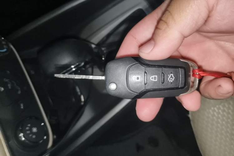 Used Ford Escort 2015 1.5L Automatic Comfort Edition Vehicle Key