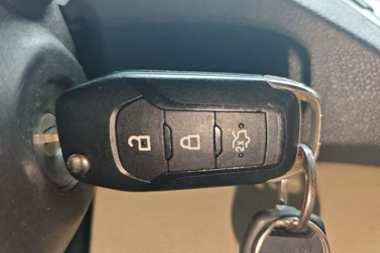 Used Ford Escort 2015 1.5L Automatic Comfort Edition Vehicle Key