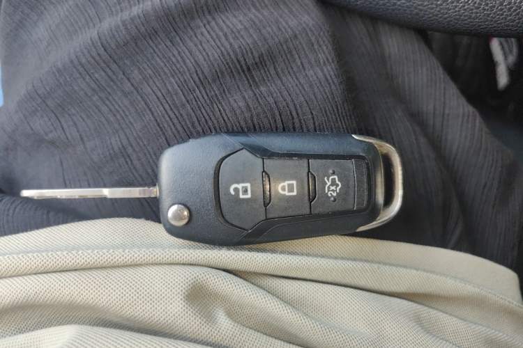 Used Ford Escort 2015 1.5L Automatic Comfort Edition Vehicle Key