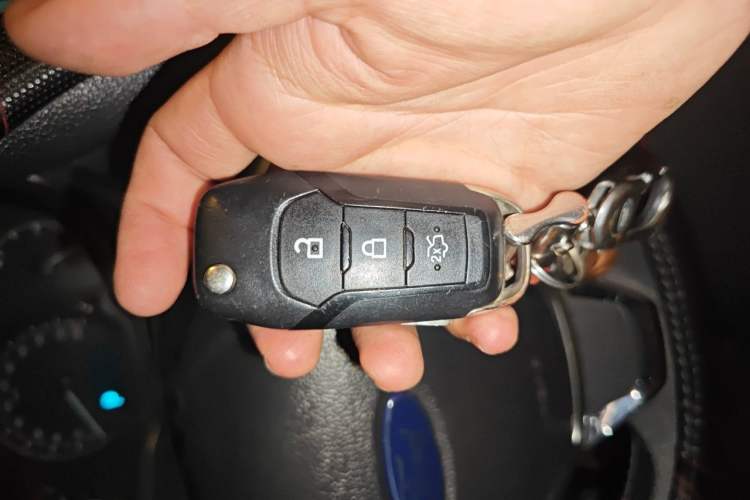 Used Ford Escort 2015 1.5L Automatic Comfort Edition Vehicle Key