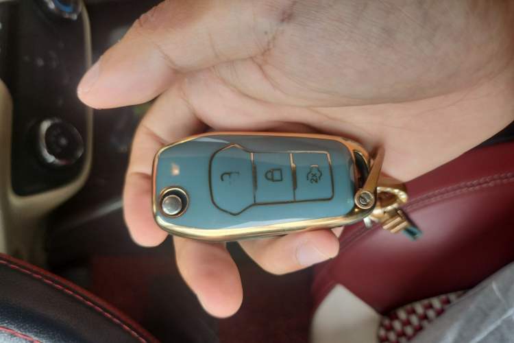Used Ford Escort 2015 1.5L Automatic Comfort Edition Vehicle Key