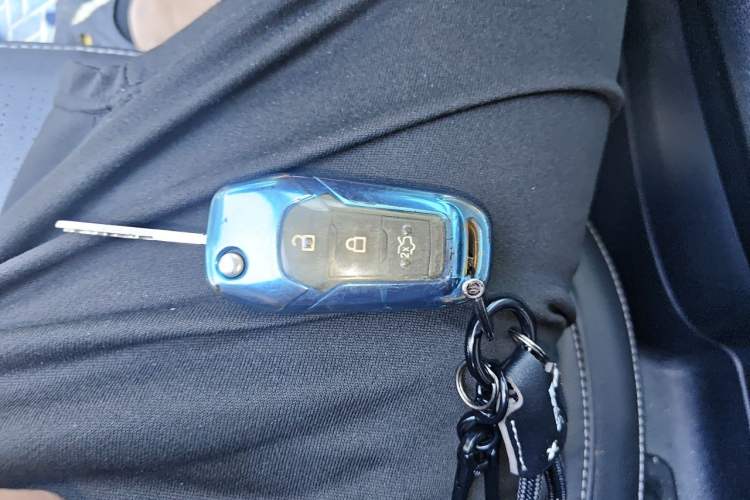 Used Ford Escort 2015 1.5L Automatic Fashion Model Vehicle Key