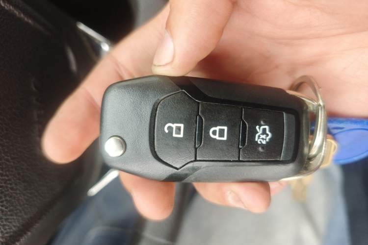 Used Ford Escort 2015 1.5L Manual Comfort Model Vehicle Key