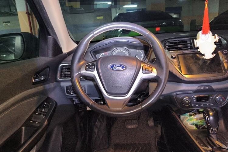 Used Ford Escort 2015 1.5L Automatic Fashion Model Steering Wheel
